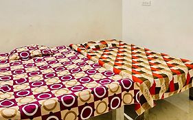 Om Sai Guest House